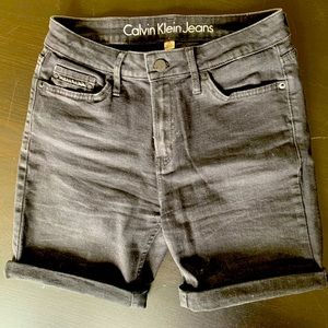 Calvin Klein Cuff Bermuda Stretch Short
